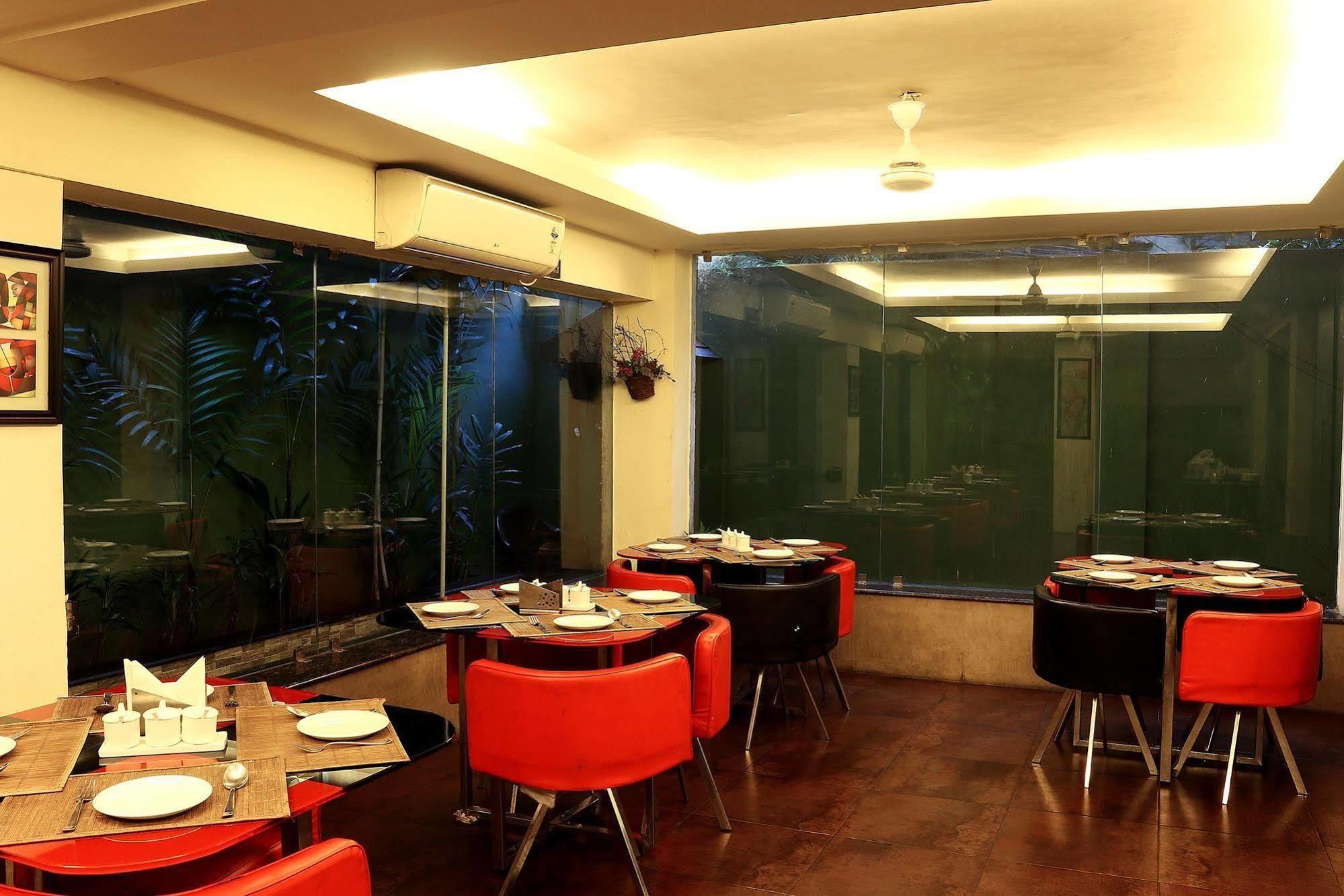Tangerine Guest House Calcutta Exteriör bild
