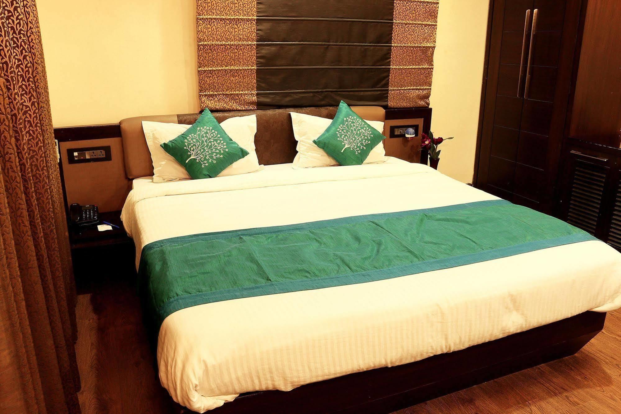 Tangerine Guest House Calcutta Exteriör bild